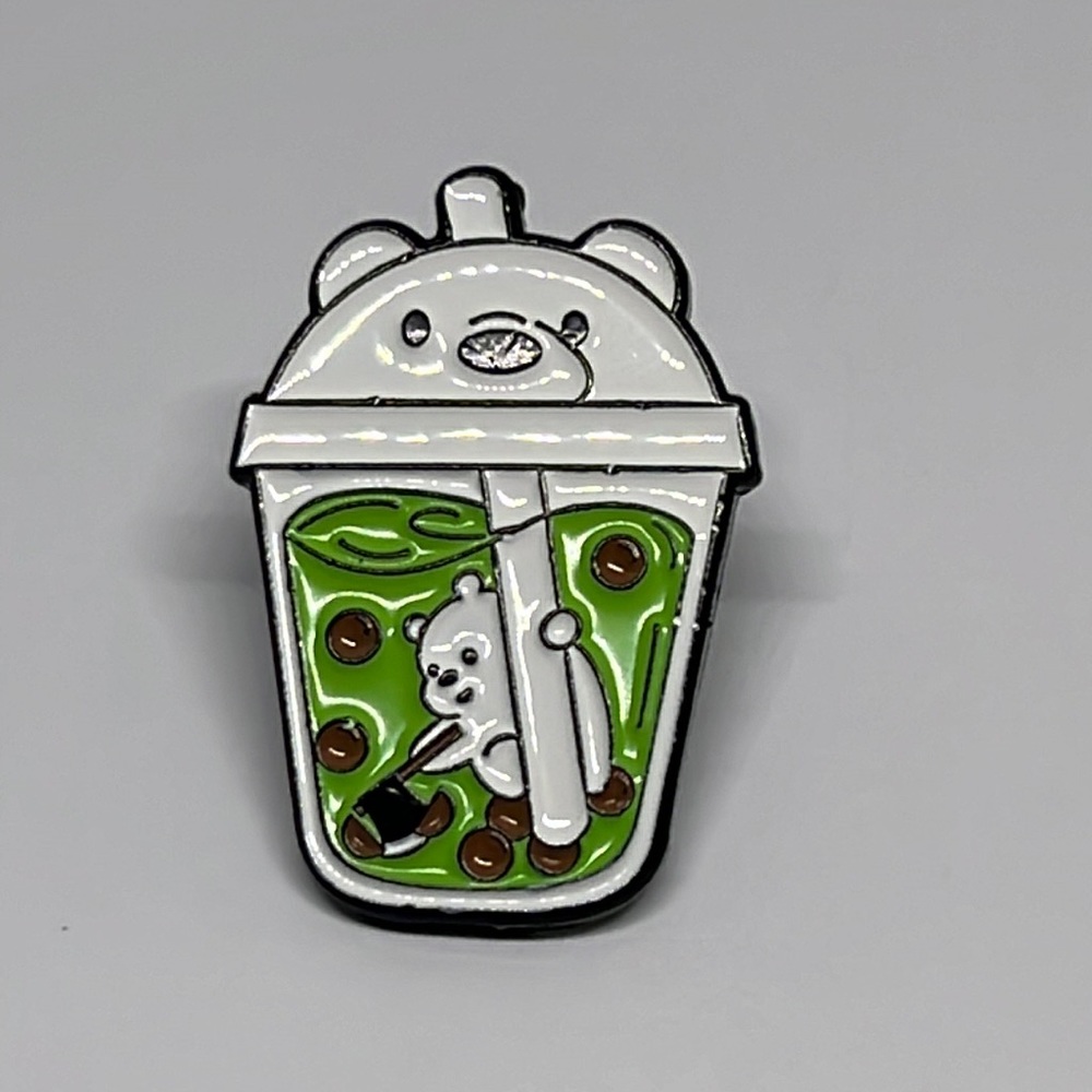 Polar Bear Boba Tea. brooch lapel pin‎ backpack pin hat pin